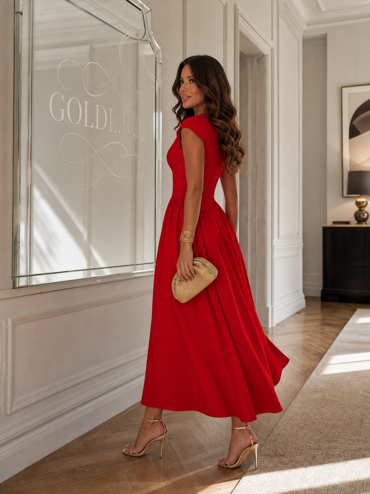 Rochie maxi roșie GOLDÉ - profil