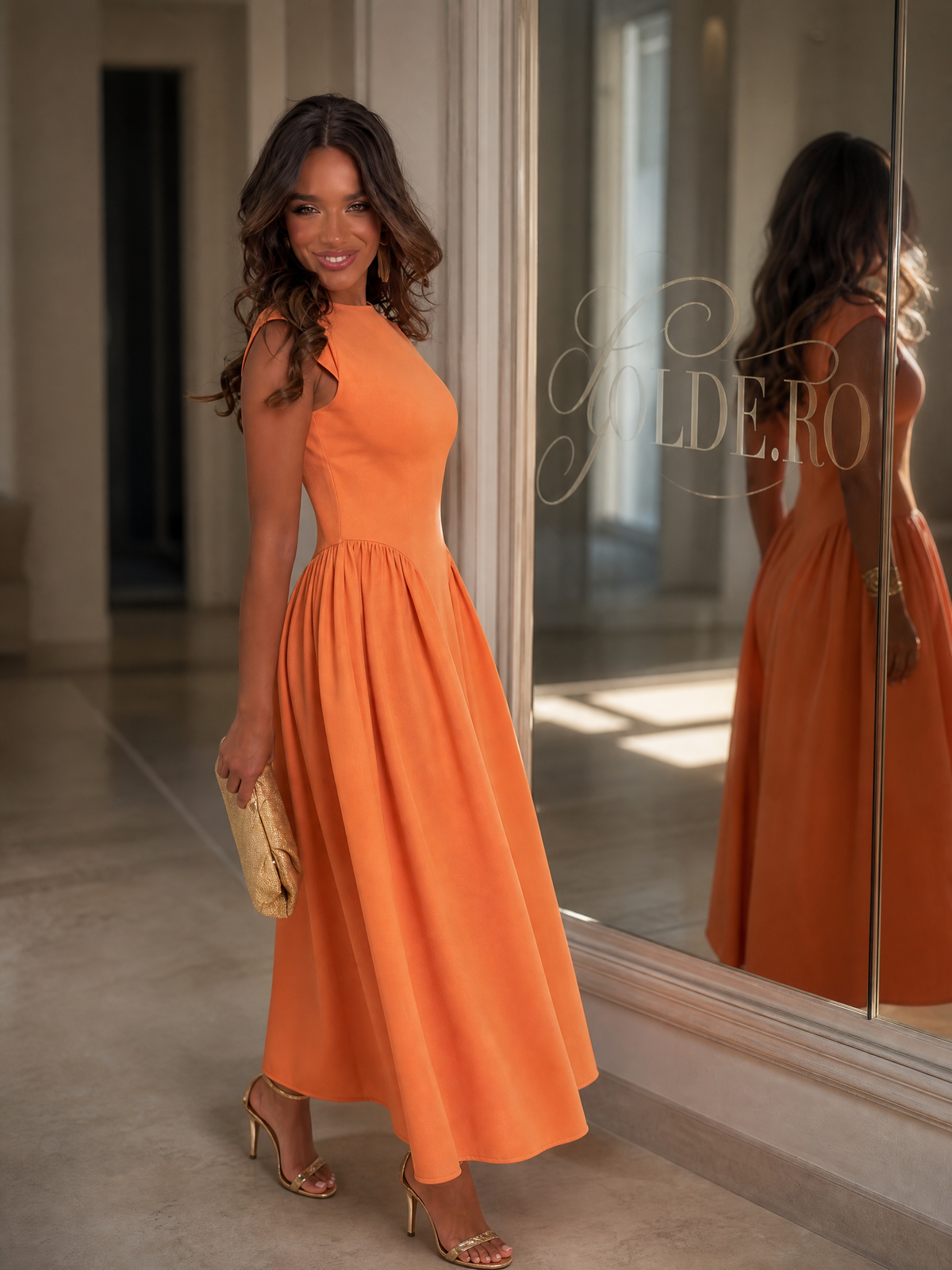 Rochie maxi portocalie GOLDÉ - profil