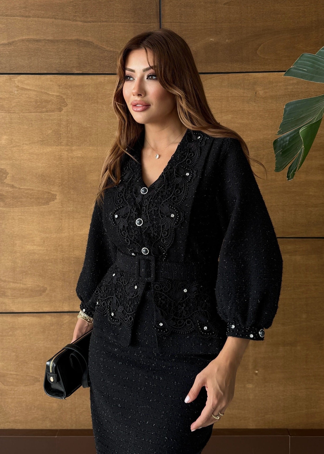 Élégance Bordeaux Dress